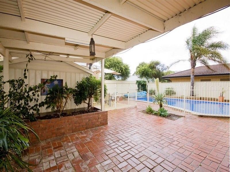 35 Margaret Street, Kidman Park SA 5025