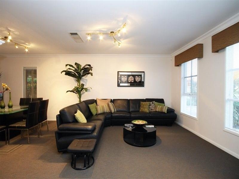 15 Crews Crescent, Plympton SA 5038