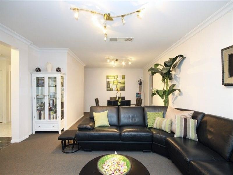 15 Crews Crescent, Plympton SA 5038