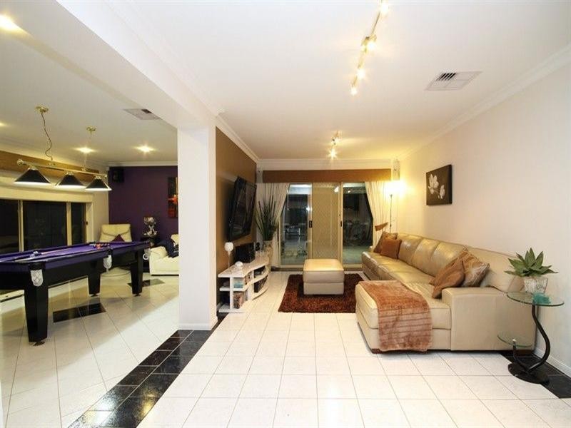 15 Crews Crescent, Plympton SA 5038