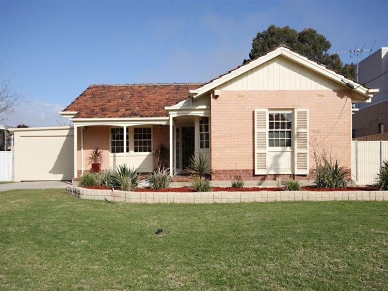 8 Henderson Street, Henley Beach SA 5022