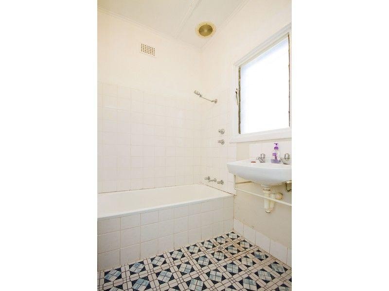 11 Cromwell Road, Kilburn SA 5084