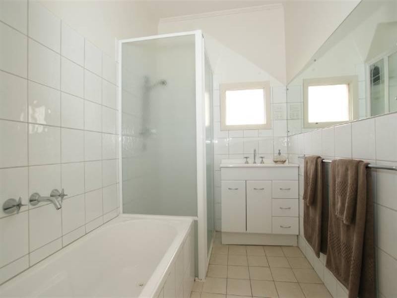 172 Cudmore Terrace, Henley Beach SA 5022