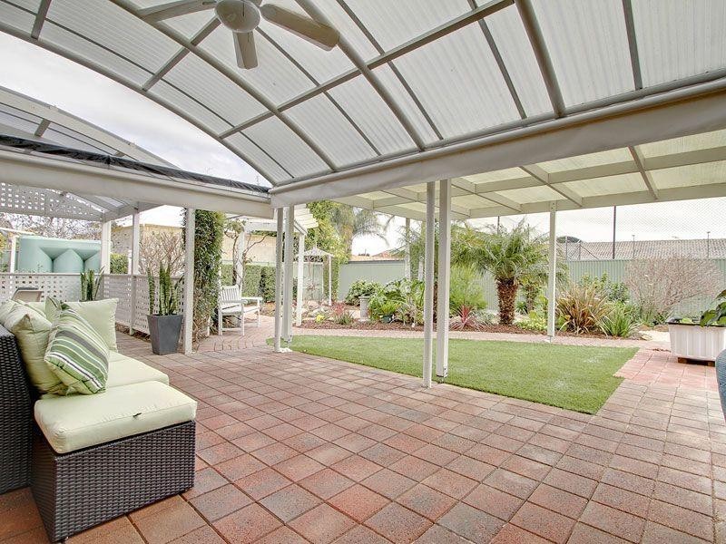1 Carolyn Avenue, Fulham SA 5024