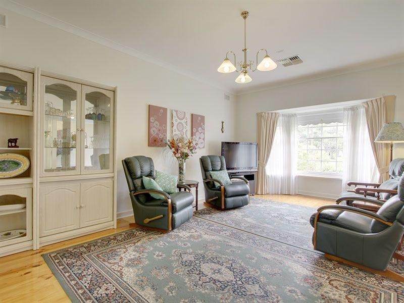 1 Carolyn Avenue, Fulham SA 5024