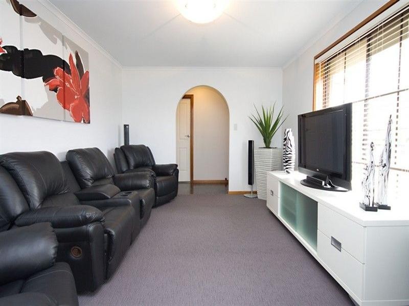 7 Peters Way, Seaton SA 5023