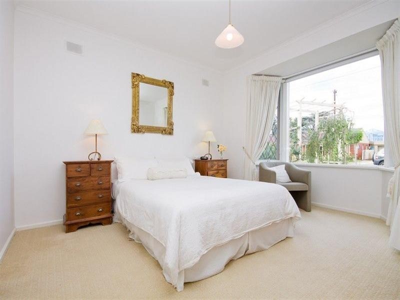 10 White Sands Drive, West Beach SA 5024