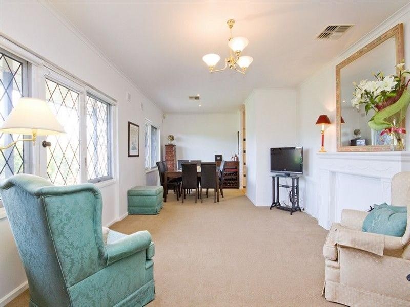 10 White Sands Drive, West Beach SA 5024