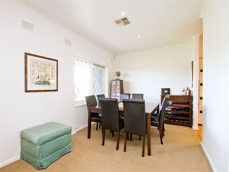 10 White Sands Drive, West Beach SA 5024