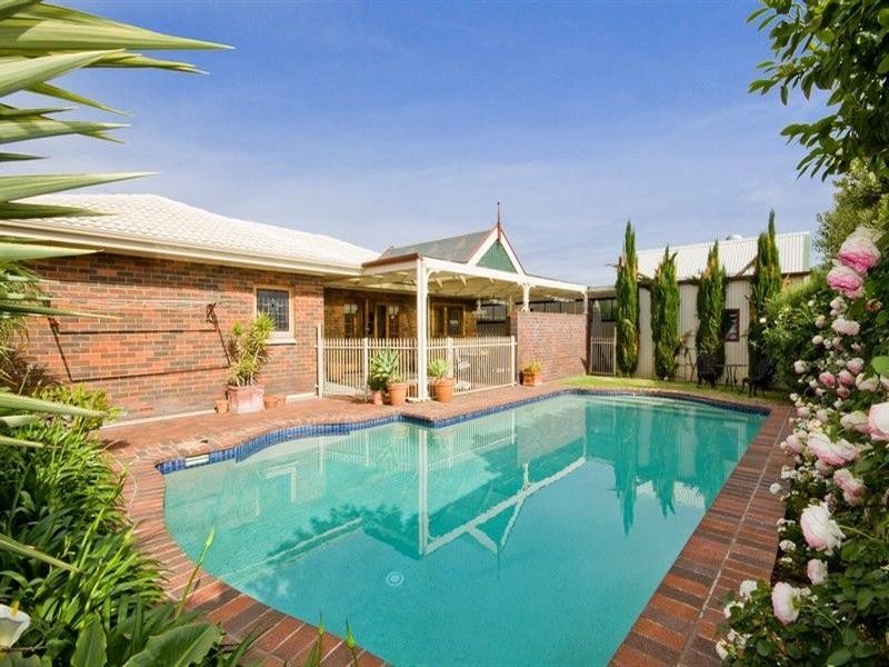 10 White Sands Drive, West Beach SA 5024