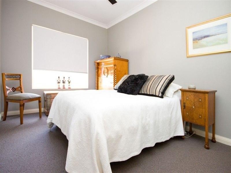 7 Mawson Close, Tennyson SA 5022