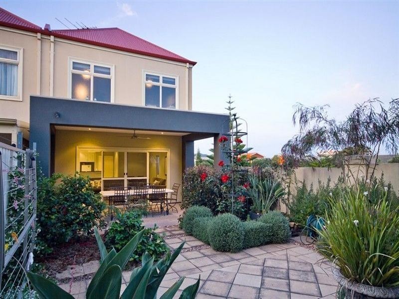 7 Mawson Close, Tennyson SA 5022