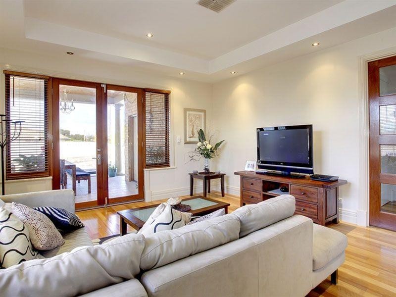 37 Hughes Avenue, Henley Beach SA 5022