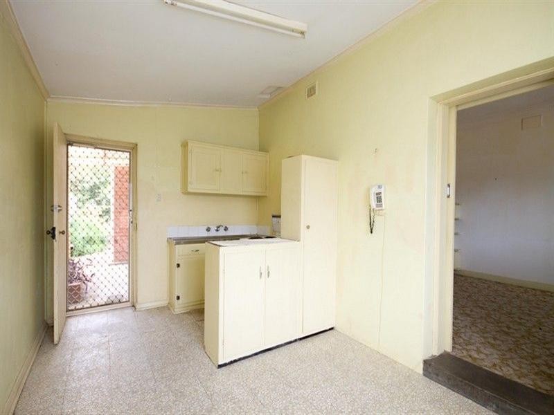 27 Beachway Avenue, Brooklyn Park SA 5032