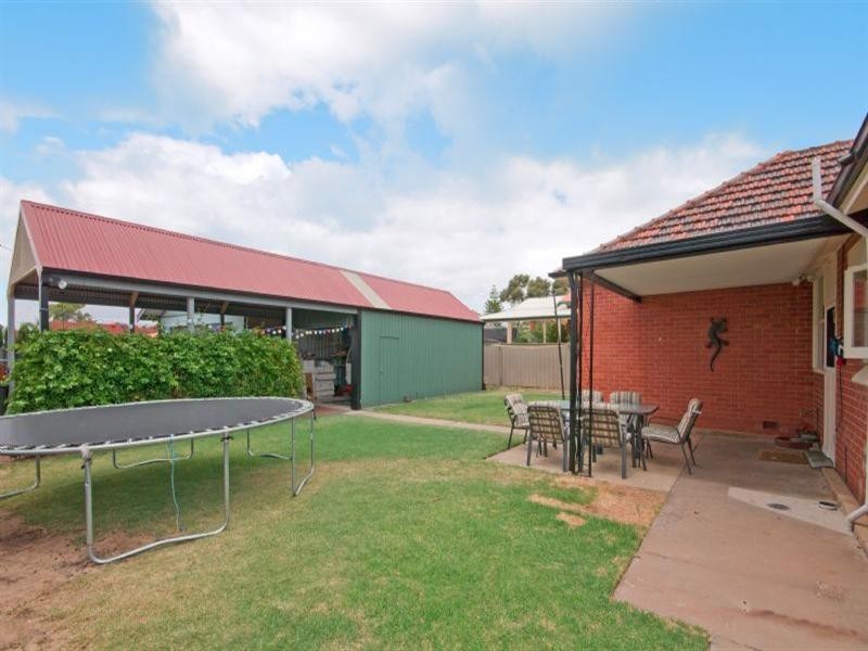 132 East Terrace, Henley Beach SA 5022