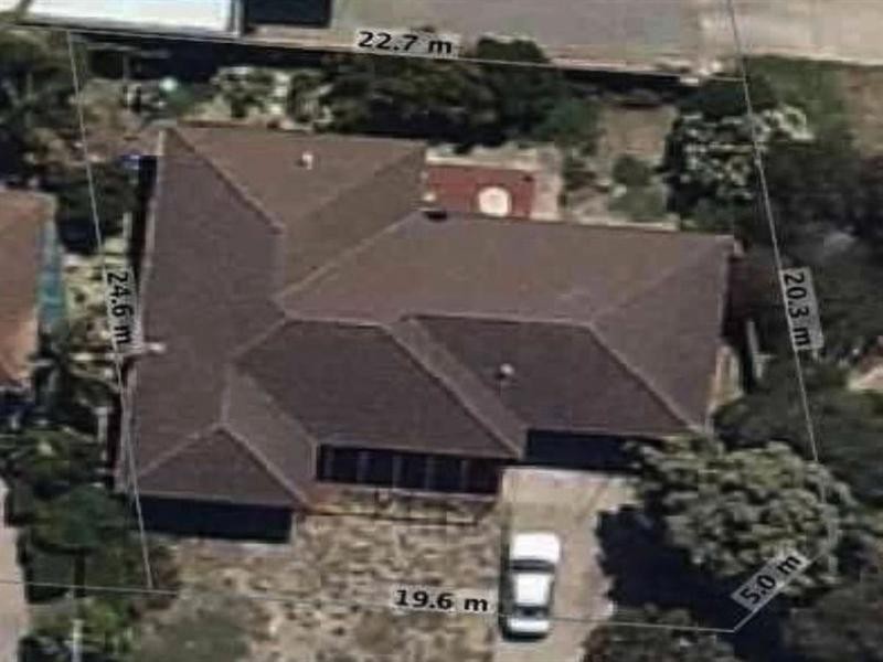 2 Estcourt Road, Tennyson SA 5022