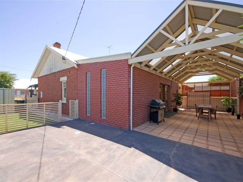 2 Etna Avenue, Cheltenham SA 5014