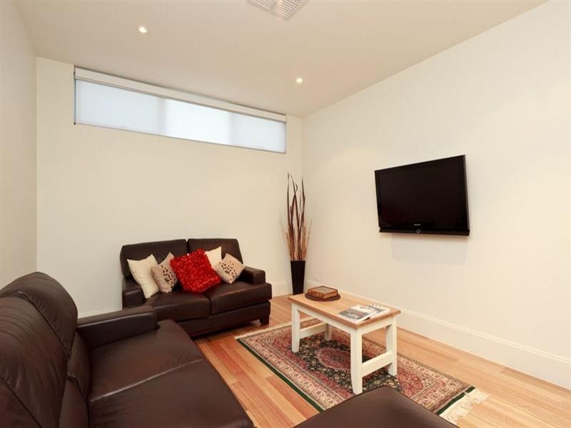 8 Paruna Road, Fulham Gardens SA 5024