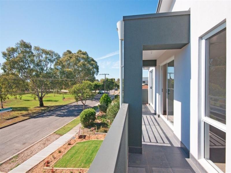 14 Jeanes Street, Henley Beach SA 5022