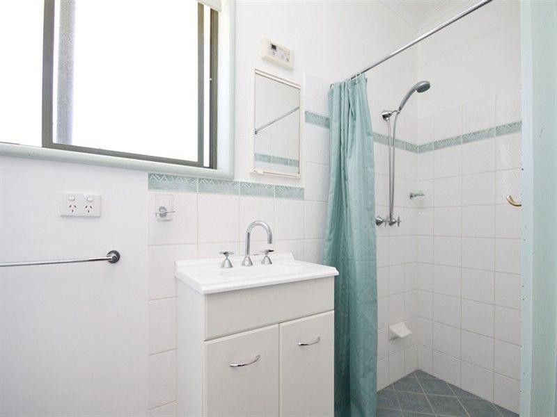 5 Newlands Drive, West Beach SA 5024