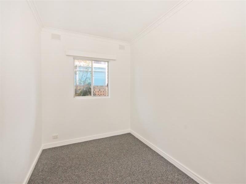 2/20 Seaview Road, West Beach SA 5024
