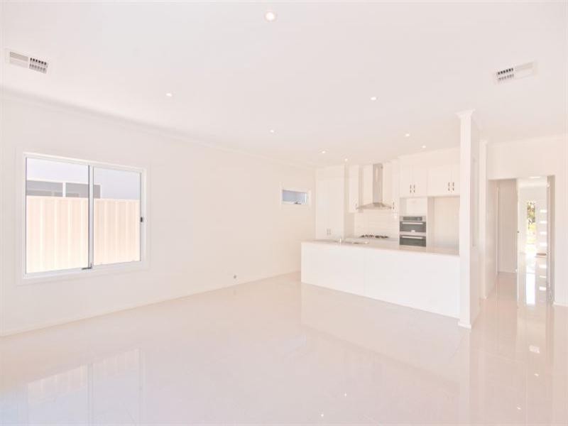 14 Jeanes Street, Henley Beach SA 5022