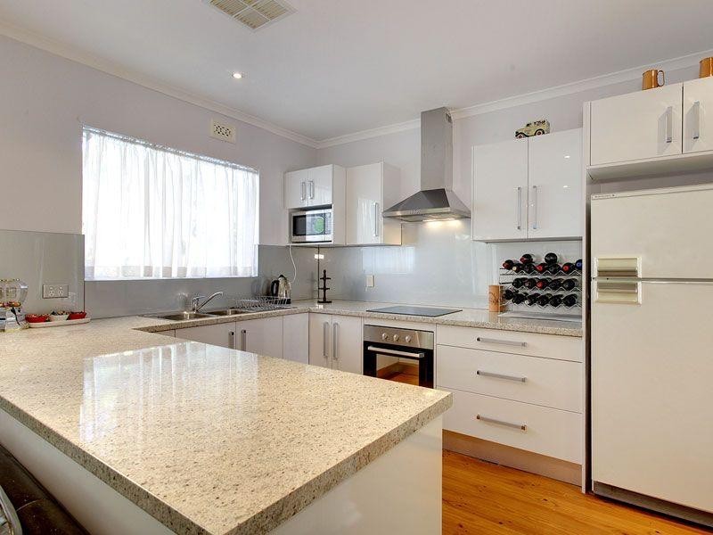 21 Rivett Avenue, Fulham Gardens SA 5024