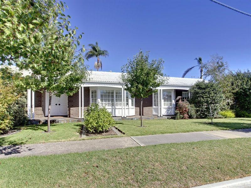 21 Rivett Avenue, Fulham Gardens SA 5024