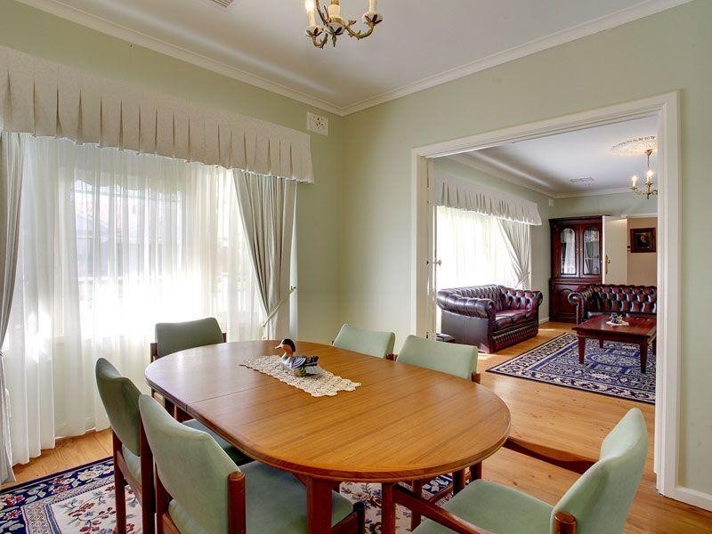 21 Rivett Avenue, Fulham Gardens SA 5024