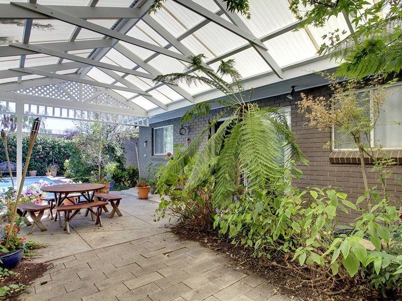 21 Rivett Avenue, Fulham Gardens SA 5024