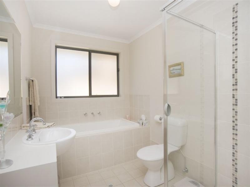 9 Westmoreland Road, Morphett Vale SA 5162