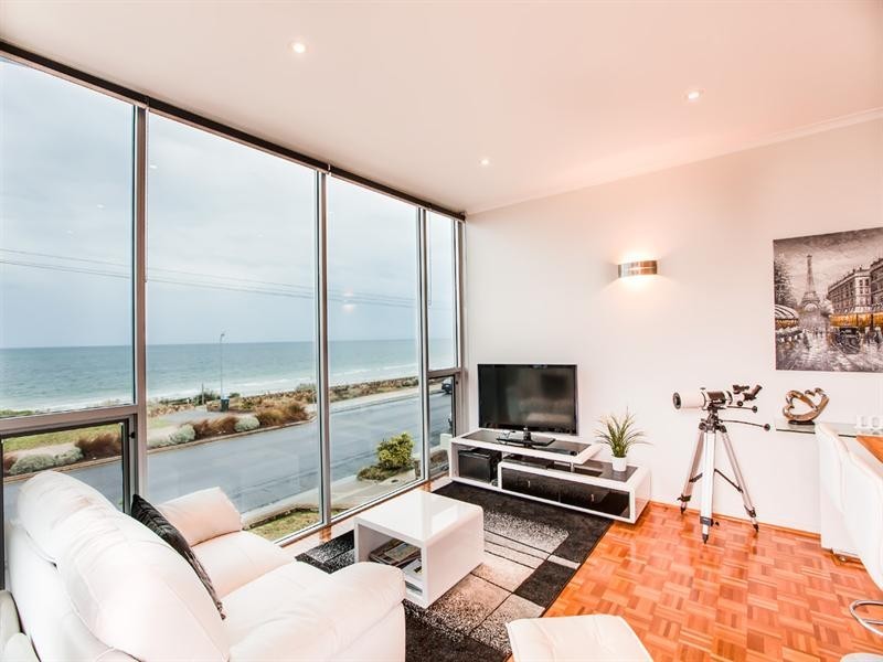 6/22 Seaview Road, West Beach SA 5024