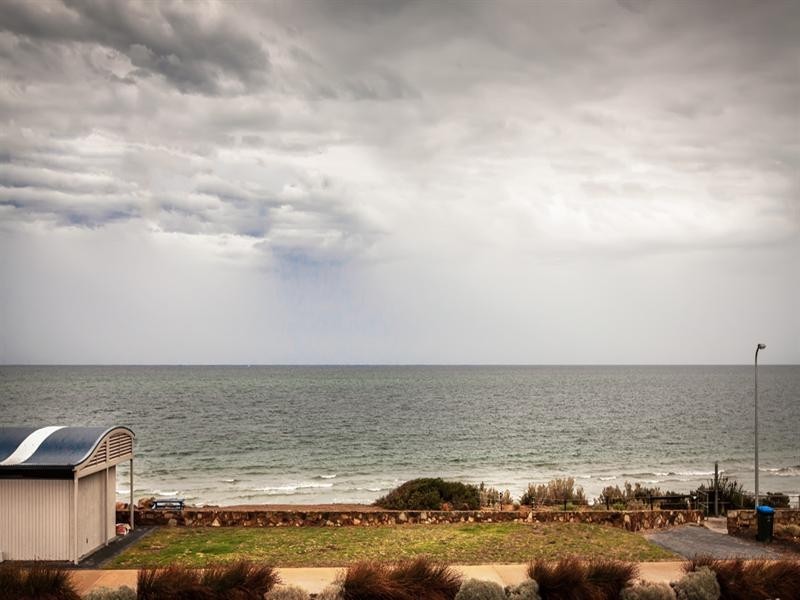 6/22 Seaview Road, West Beach SA 5024