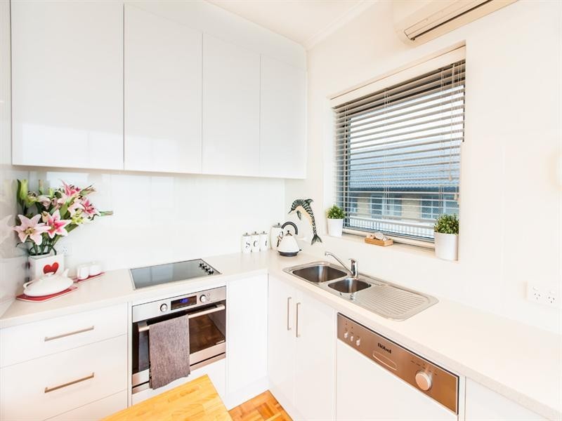 6/22 Seaview Road, West Beach SA 5024