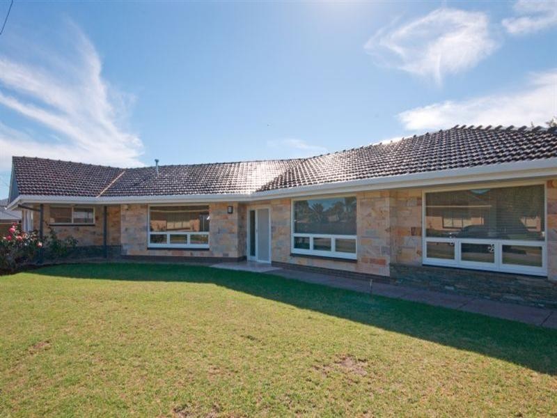 8 Thelma Avenue, Fulham Gardens SA 5024