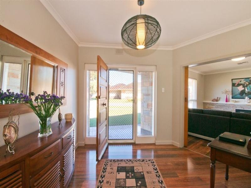 8 Thelma Avenue, Fulham Gardens SA 5024