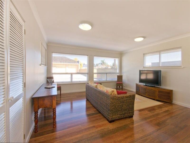 8 Thelma Avenue, Fulham Gardens SA 5024