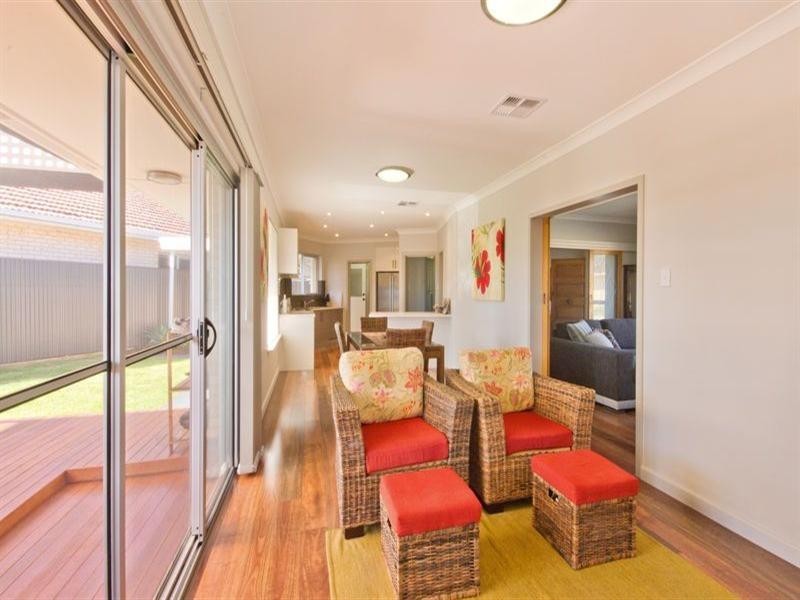 8 Thelma Avenue, Fulham Gardens SA 5024