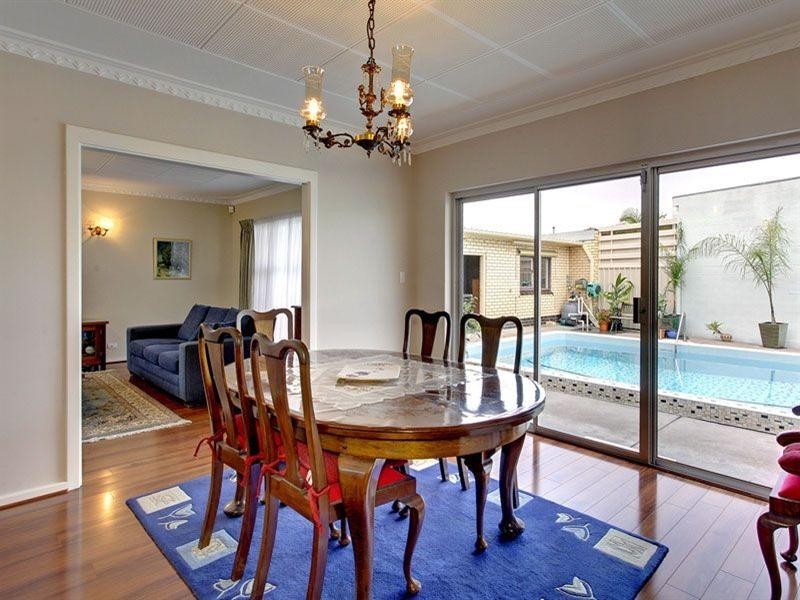 74 Ayton Avenue, Fulham SA 5024