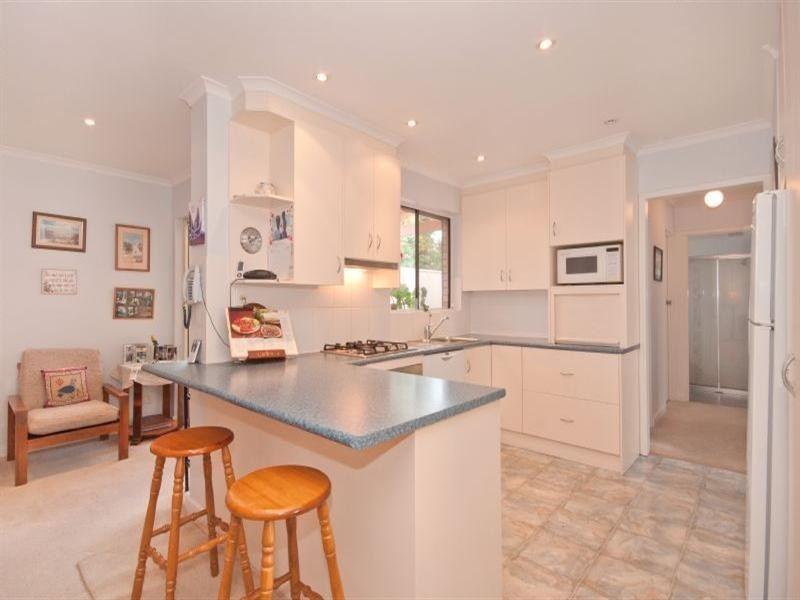 2/22 Cowper Street, Black Forest SA 5035