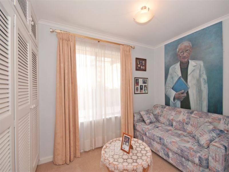 2/22 Cowper Street, Black Forest SA 5035