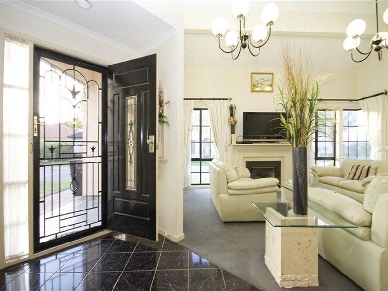 1 Alexander Court, Novar Gardens SA 5040