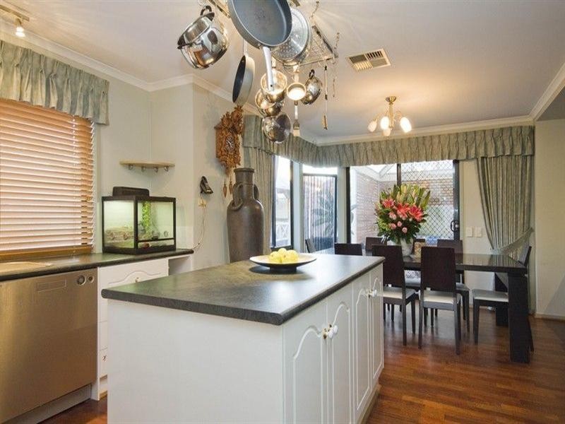 1 Alexander Court, Novar Gardens SA 5040