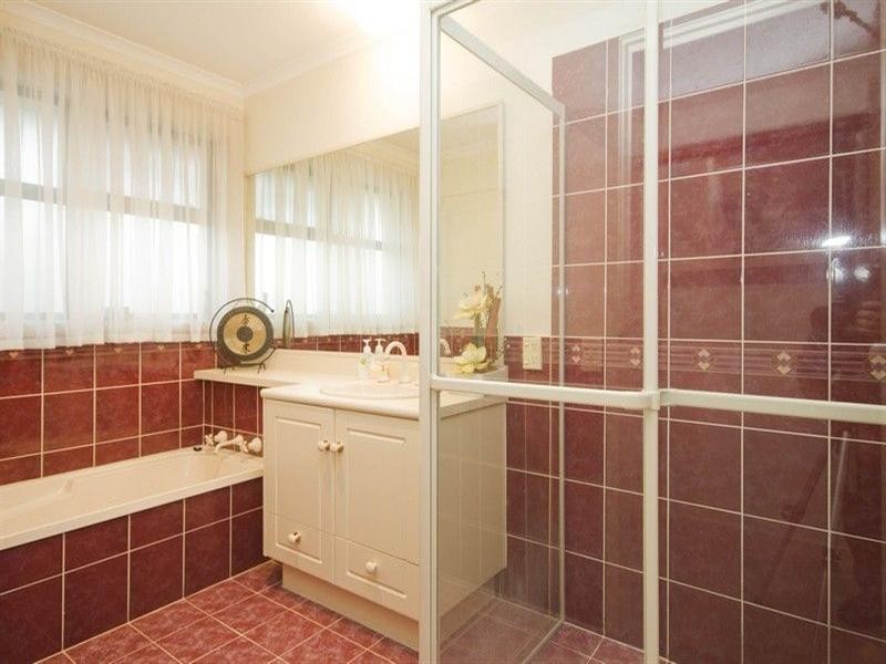 1 Alexander Court, Novar Gardens SA 5040