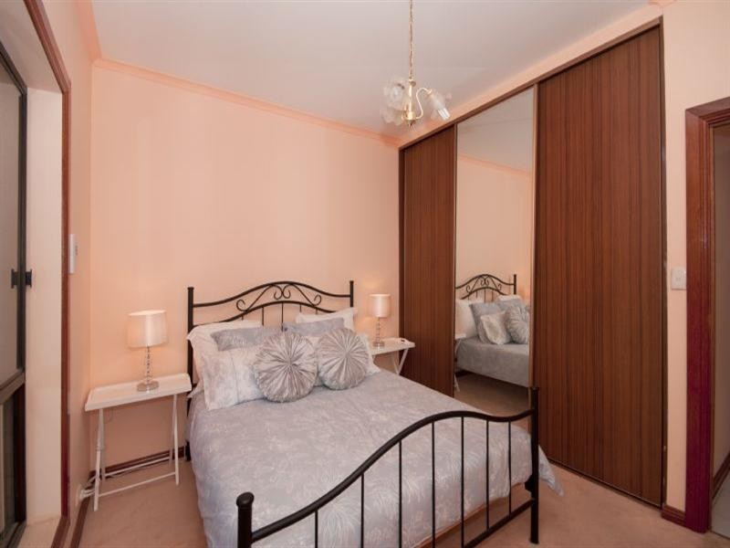 12 Squires Avenue, Seaton SA 5023