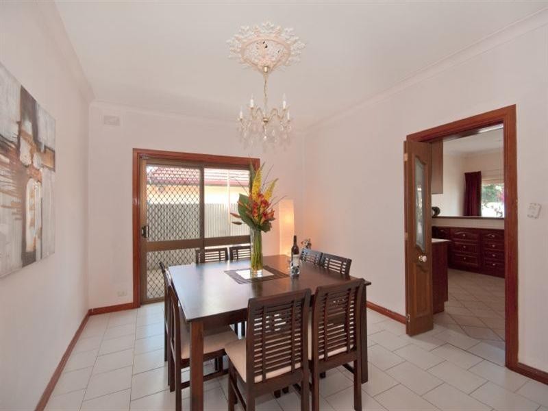 12 Squires Avenue, Seaton SA 5023