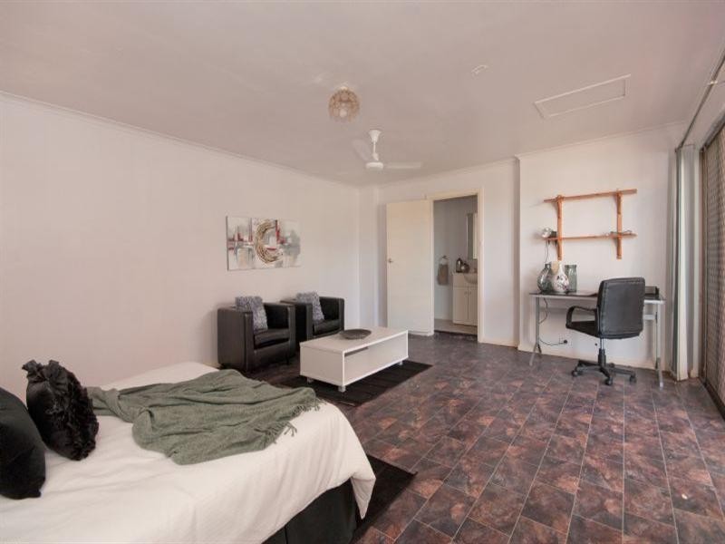 12 Squires Avenue, Seaton SA 5023