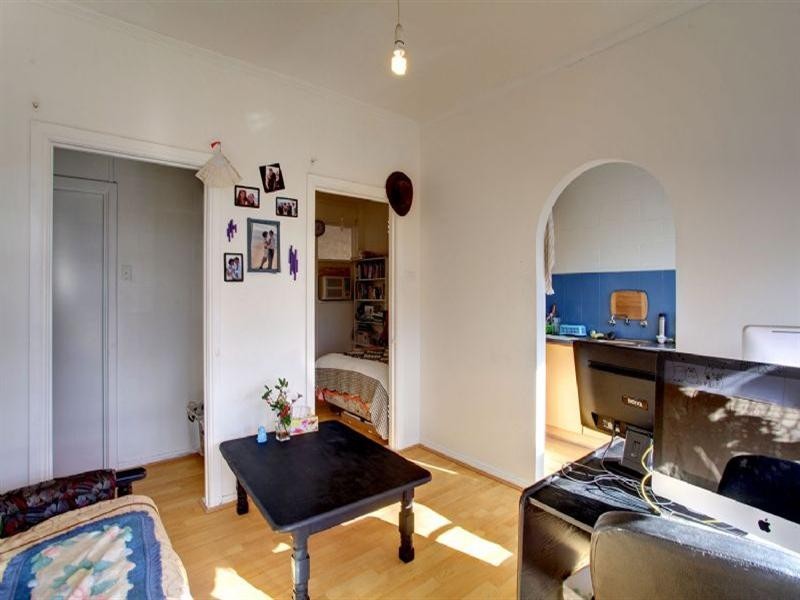 2/156 Seaview Road, Henley Beach South SA 5022