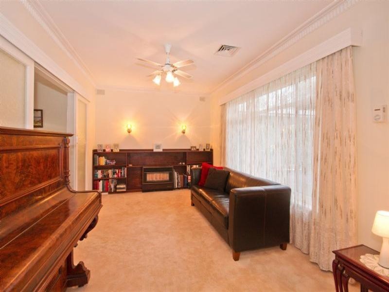 3 Crispian Street, Fulham SA 5024