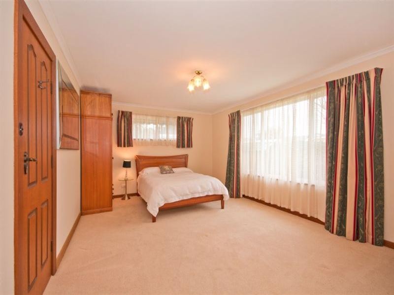 3 Crispian Street, Fulham SA 5024